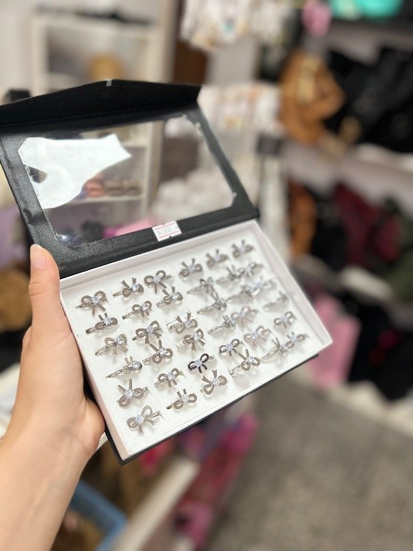 Producto - Anillo moño con strass
