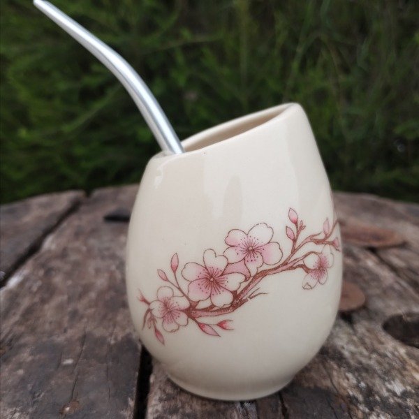 Producto - Mate flores delicadas