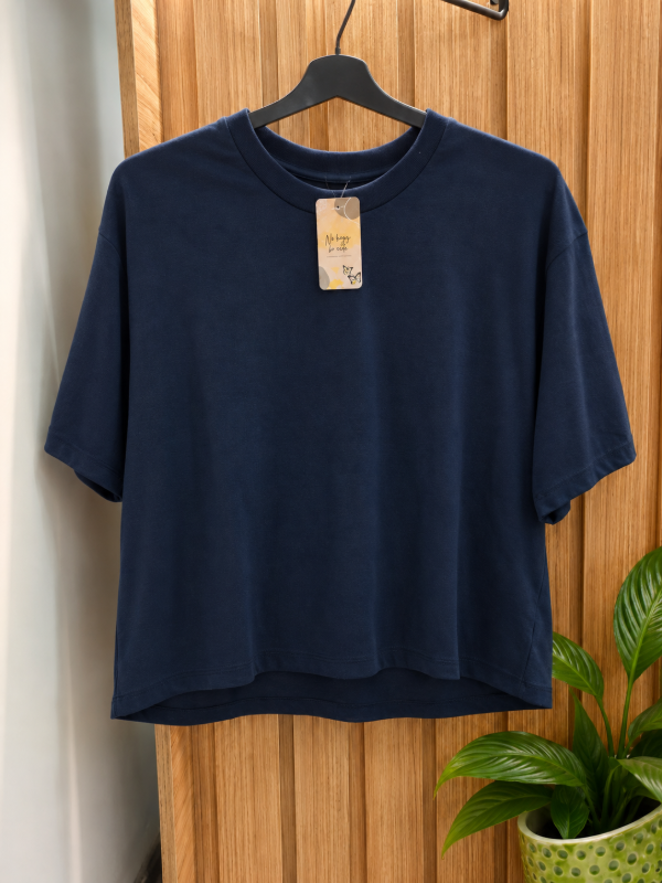 Producto - Remera clasica cuello redondo - 1