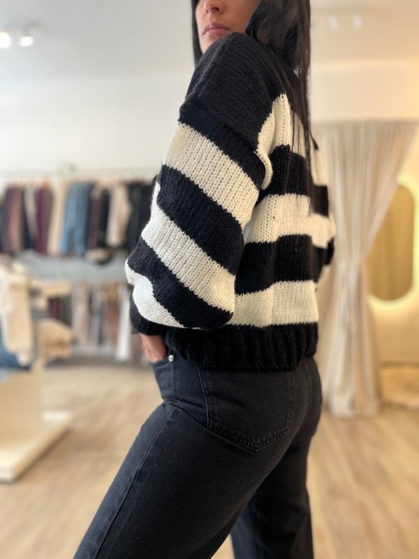 Producto - Sweater rayado - 11