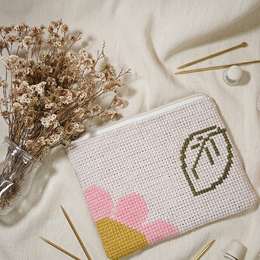 Producto - ESTUCHE GRANDE FLOR DE CAMPO (MODELO 1)