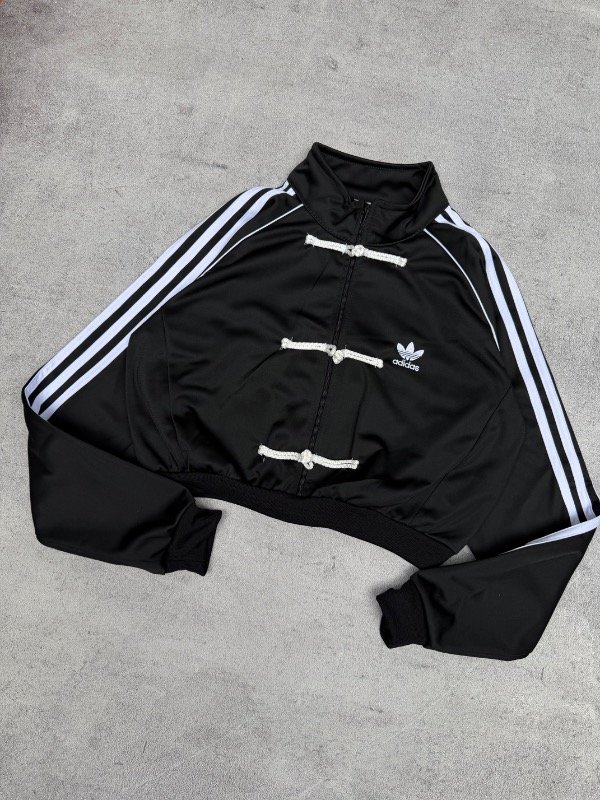 Producto - Campera crop adi fake T:M