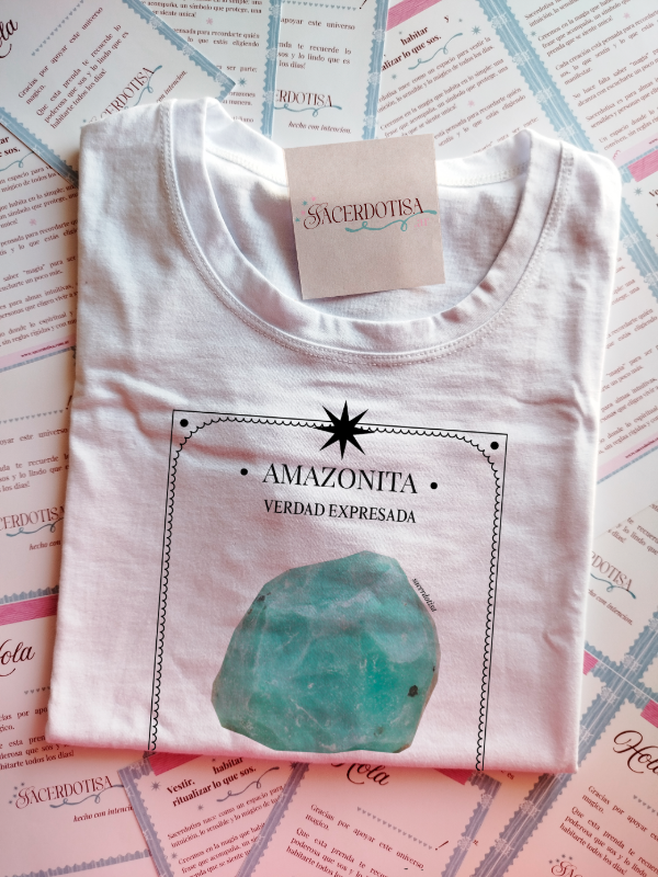 Producto - Remera AMAZONITA - Verdad expresada con calma