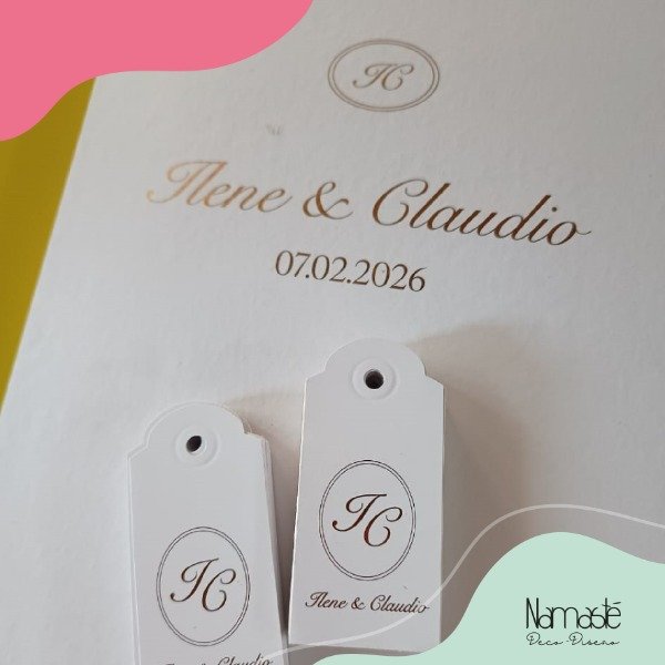 Producto - Libro de firmas con foil + 60 tags con foil