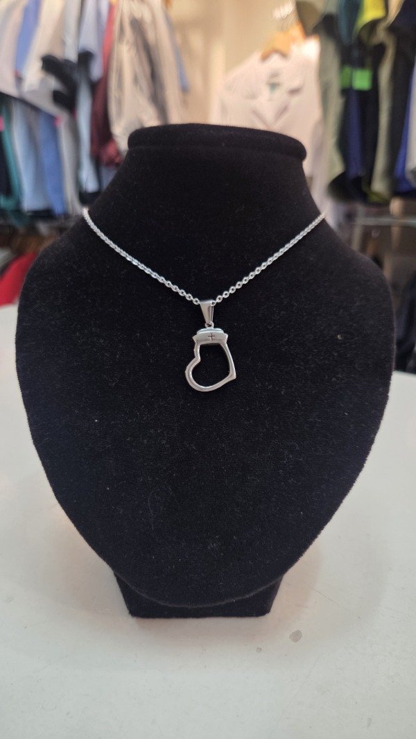 Producto - Cadenita Corazón con Cofia