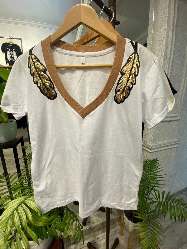 Producto - Remera Ursula Feather