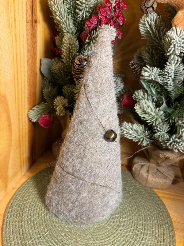 Producto - Línea Soft - Árbol gris chico (Efectivo: 10.000)