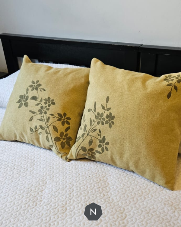 Producto - Funda almohadón ramitas verdes