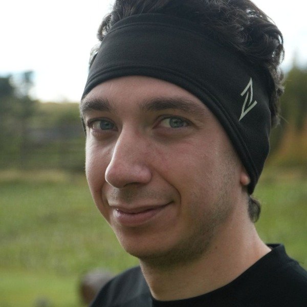 Producto - Vincha ancha Micropolar con orejera Pulso y Acción Negra