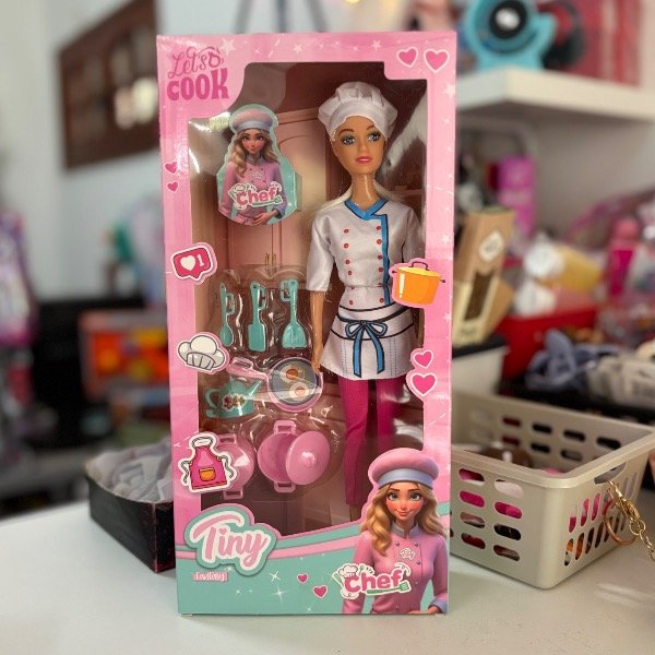 Producto - Muñeca Tiny Chef en Caja 7348