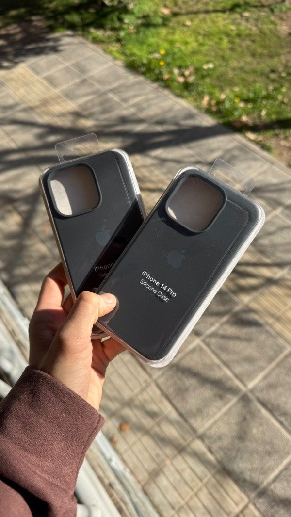 Producto - Silicone Case Black (Iphone 14 Pro)