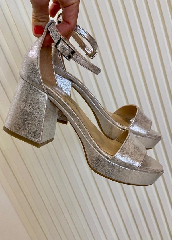 Producto - Sandalias KEEP plata