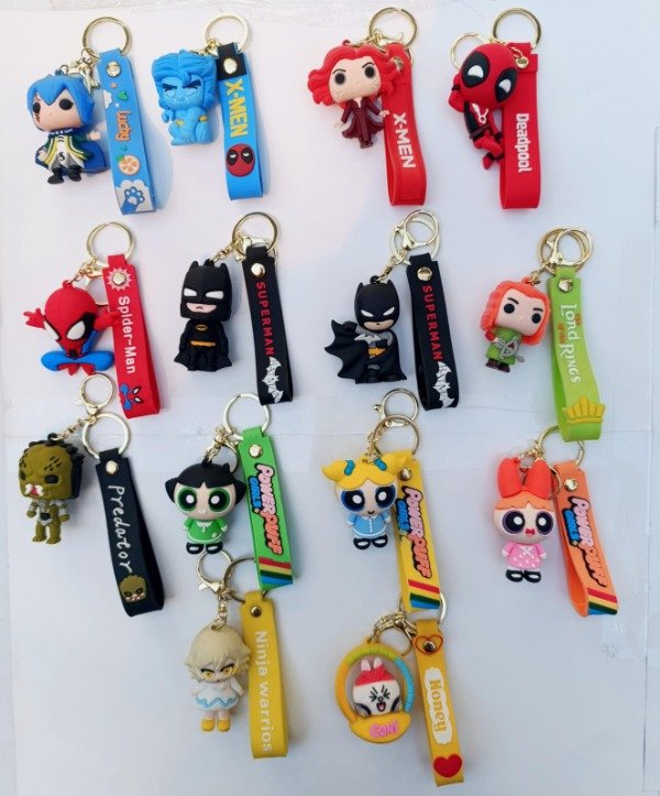 Producto - Llavero de Goma Marvel y DC - VArios - Ingrese para Elegir