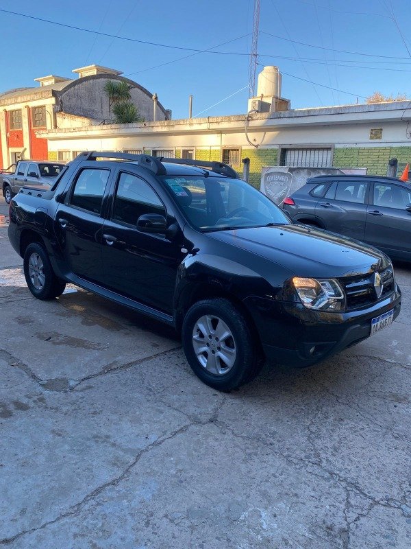 Producto - Renault Oroch Dynamique 2.0 2016