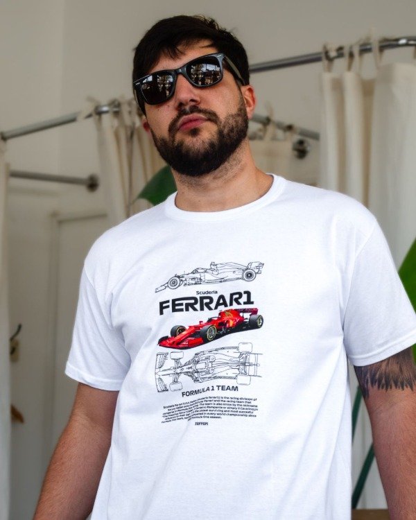 Producto - Remera de hombre blanca (Ferrari)