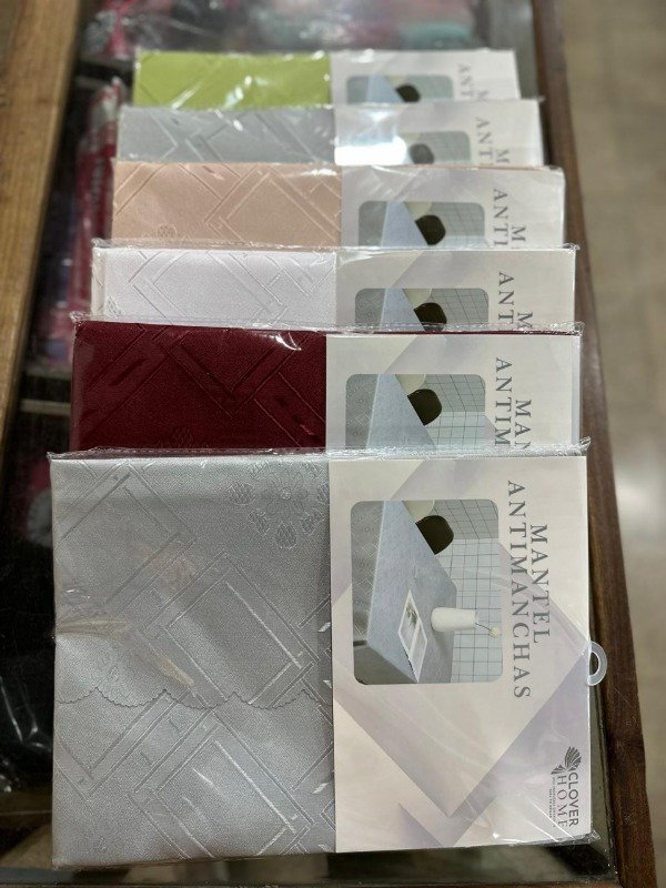 Producto - MANTEL LISO ANTIMANCHA 2,20 MTS