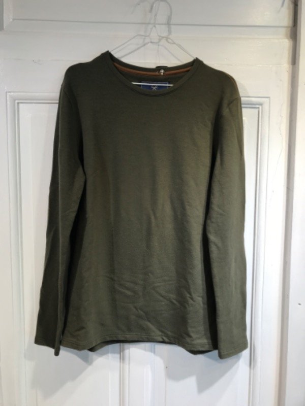 Producto - Buzo LUXO verde militar clasico Talle M- PRECIO: 32x
