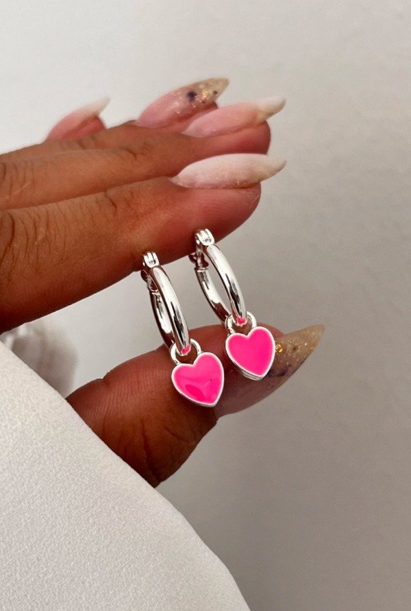 Producto - Argollitas Corazón Fucsia