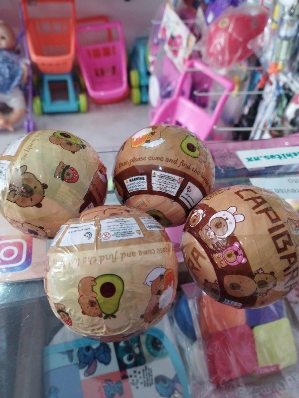 Producto - Pelota sorpresa capibara