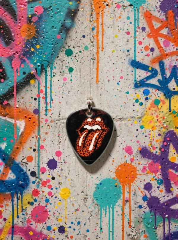 Producto - Dije the rolling stones 24