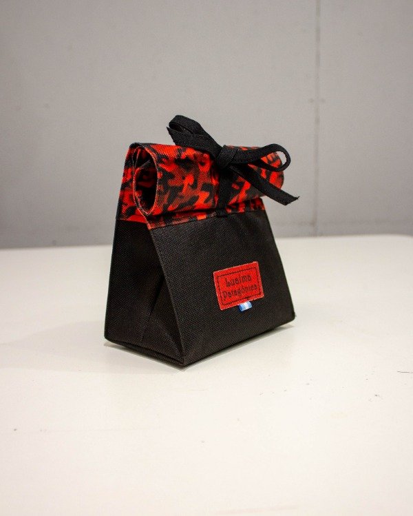 Producto - Bolsita multiuso camuflado rojo