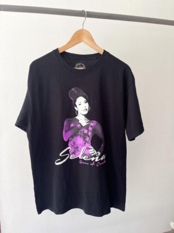 Remera selena