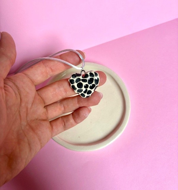 Producto - Corazón Chico BIFAS Oleo 3D Negro + Oxbri