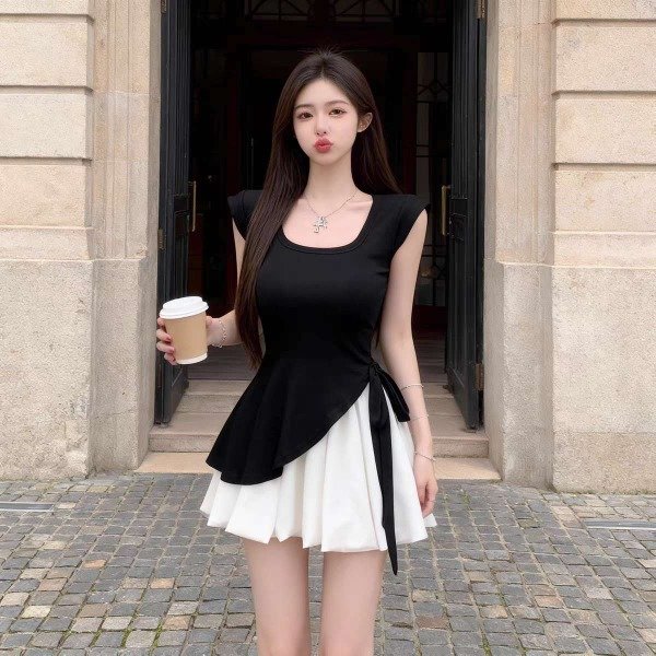 Producto - Conjunto pollera gloobo y remera asimetrica