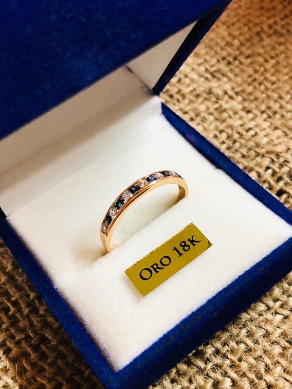 Producto - ANILLO ORO 18K - MEDIO SIN FIN