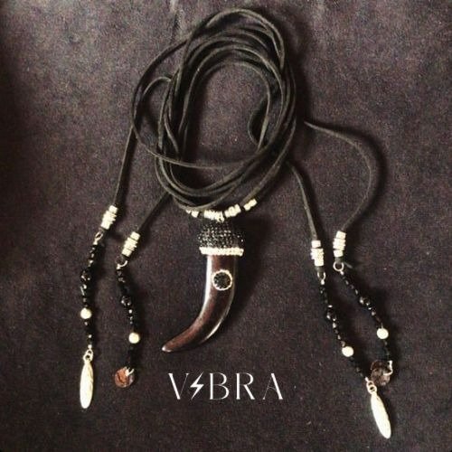 Producto - COLLAR CUERNO