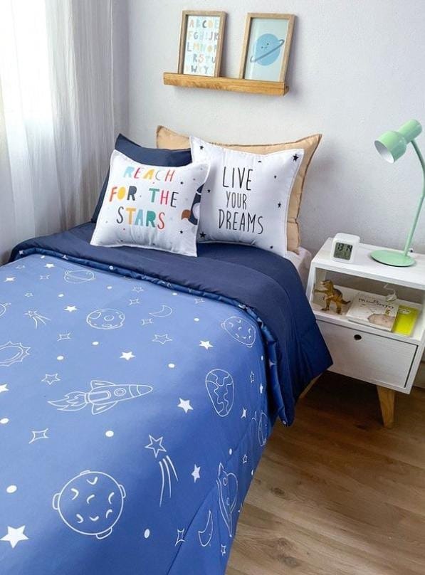 Producto - Acolchado infantil reversible Galaxia