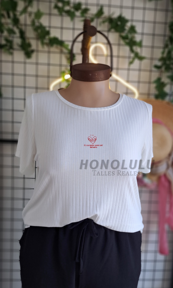 Producto - Remera El corazon esta pa Llenarlo Blanco