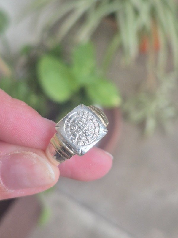 Producto - Anillo san benito cuadrado
