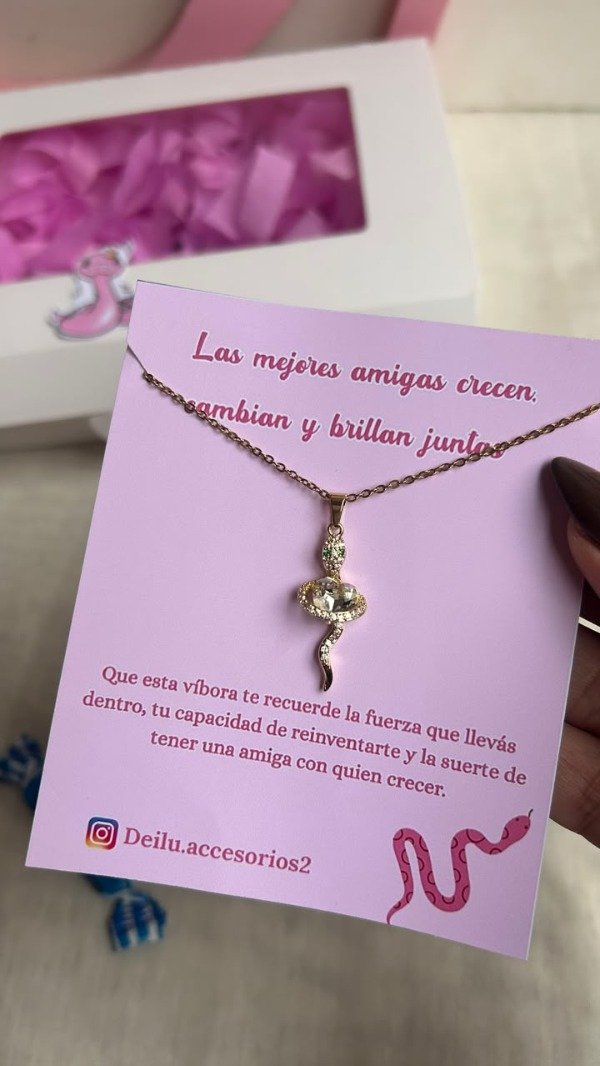 Producto - Collar vibora blanca dorada