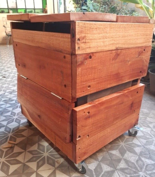 Producto - Compostera chica patio/balcón con rueditas