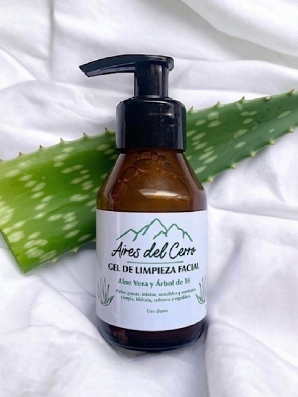 Producto - Gel de Limpieza Facial - Aloe Vera y Árbol de Té