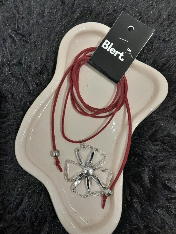 Producto - gamuza cherry Flor