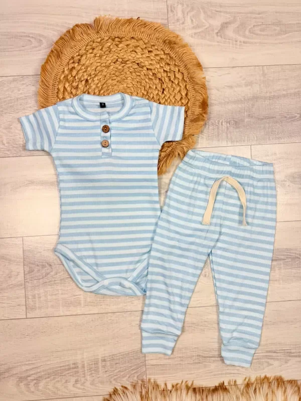 Producto - Conjunto Carlitos rayas - 3