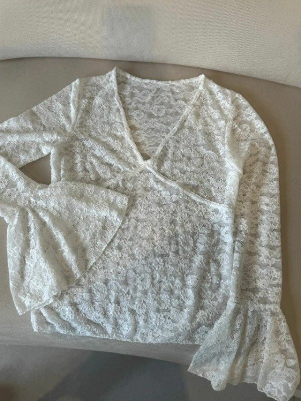 Producto - BLUSA CON RECORTE "ENCAJE" (Art.003) (SALE)