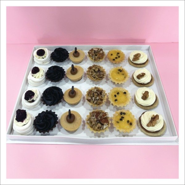 Producto - Box mini pastelería x 24u - 2