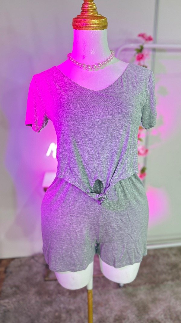 Producto - Monito Corto gris