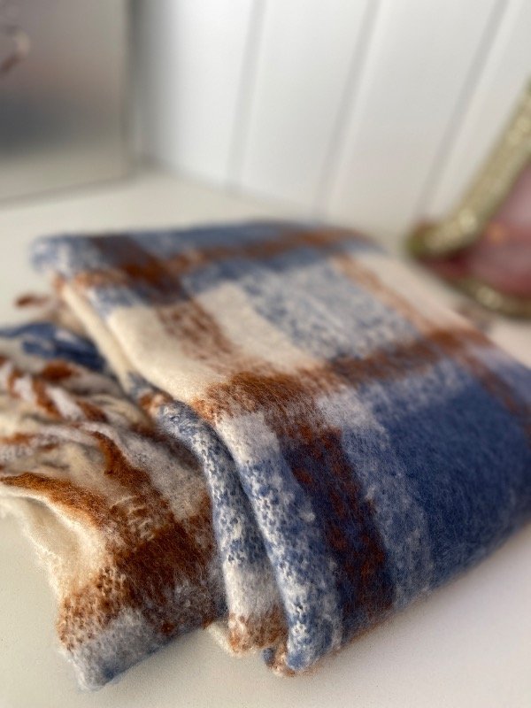 Producto - Bufandon Nube a cuadros Azul