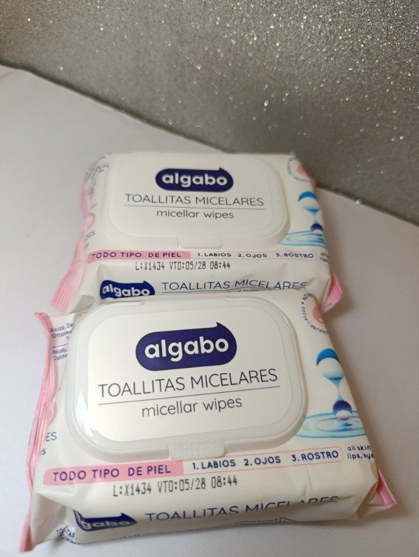 Producto - Toallas desmaquillantes