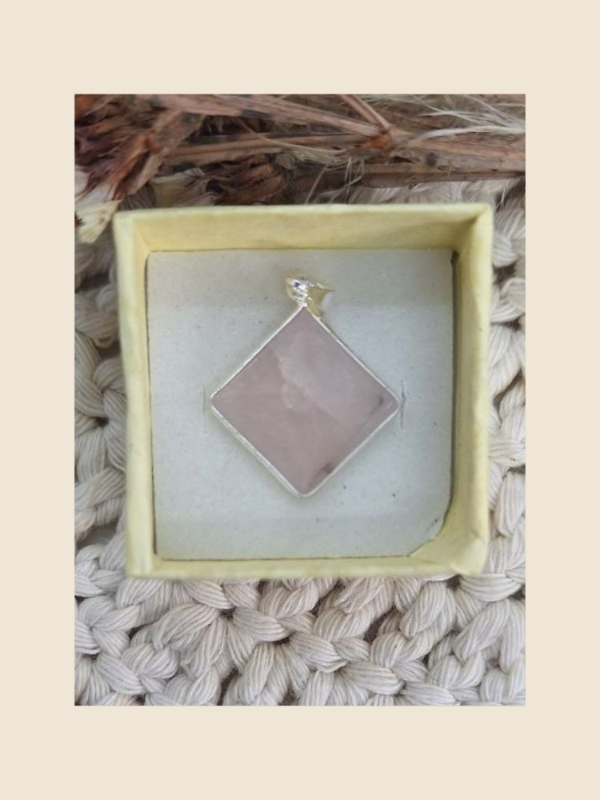 Producto - Dije pirámide "Cuarzo rosa"