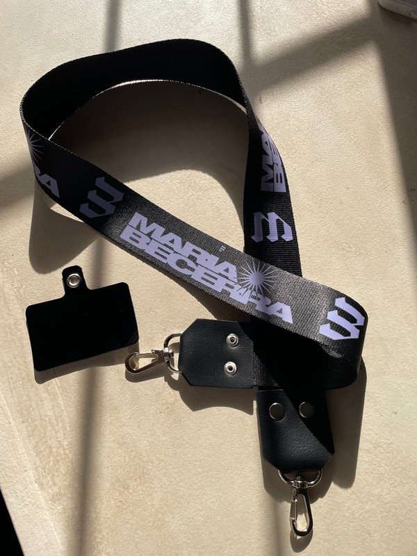 Producto - Correa porta celular Maria Becerra #1