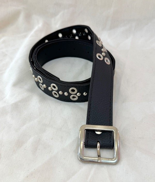 Producto - Cinto tachas Wanama