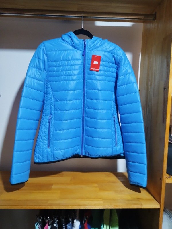 Producto - CAMPERA INFLABLE CON CAPUCHA