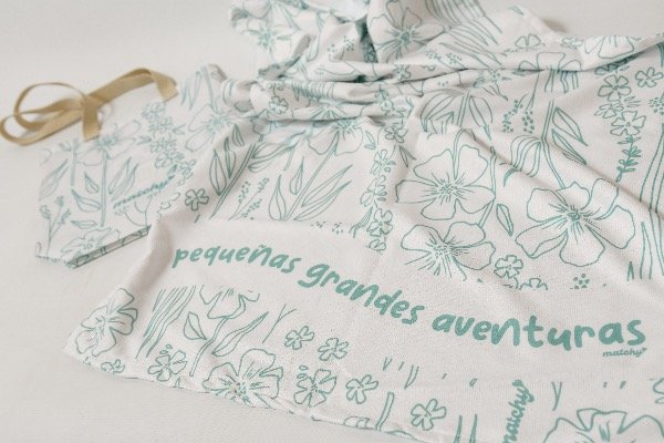 Producto - Toallón playero y Totebag Calma primavera - verano 2026