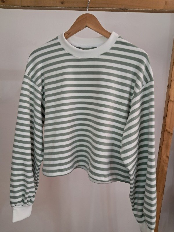 Producto - Buzo Plush Verde Menta