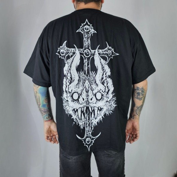 Producto - Remera Oversized Dezskull